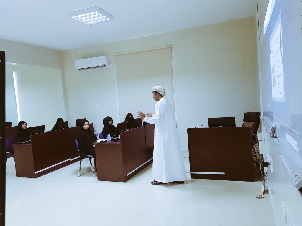 دائرة التوجيه المهني والإرشاد الطلابي tweet media