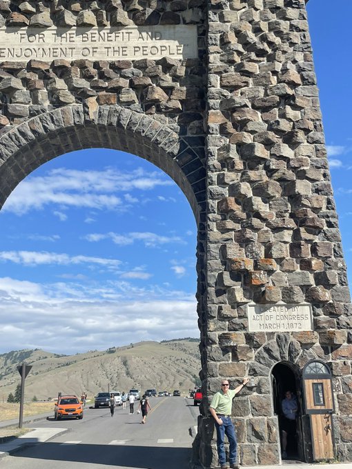 An ordinary woman tweet media