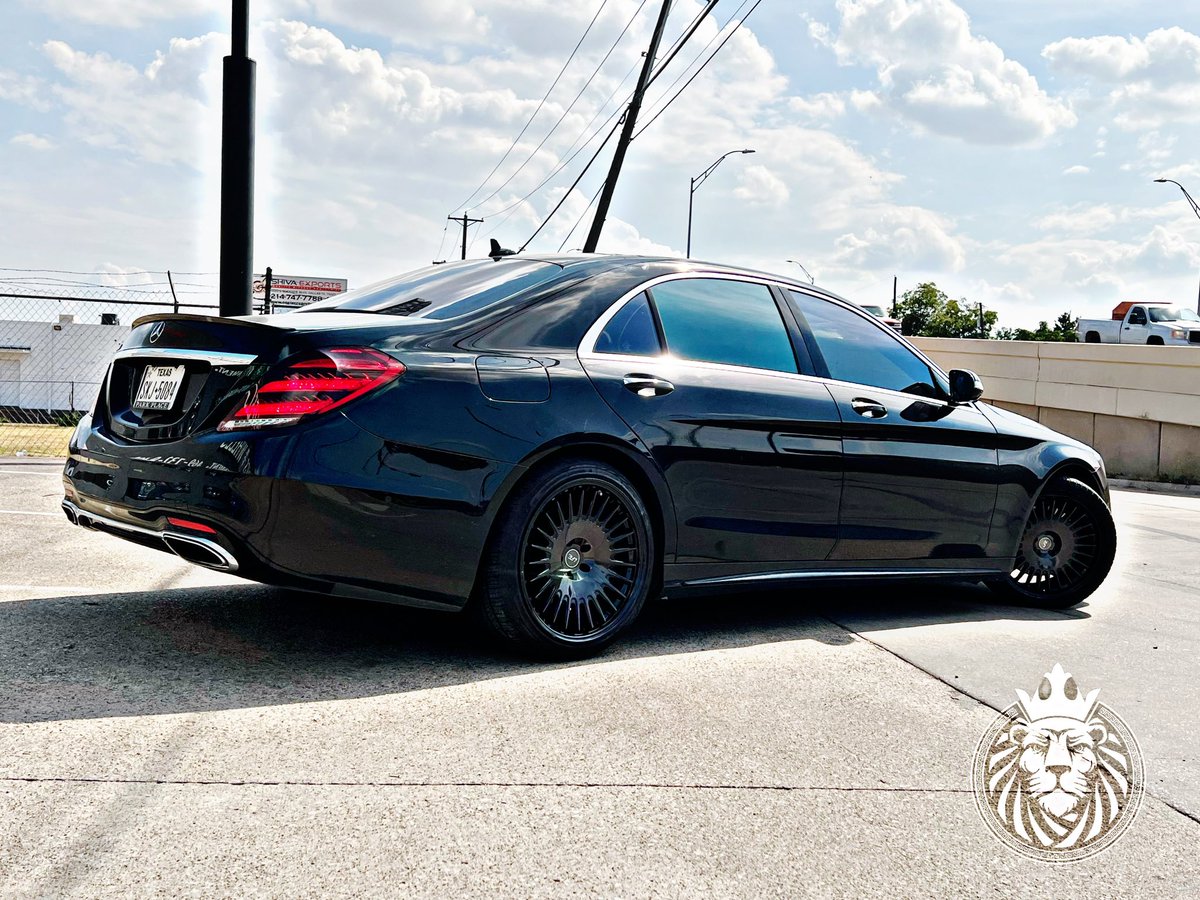 kingswheels2's tweet photo. 2019 Mercedes S560 on 20X9 &amp; 20X11 LFF Harto, and wrapped up in 245/40R20 &amp; 275/35R20 Versatyre!! #KingsWheels2 #SuspensionSpecialists #Mercedes #S560 #LuxxxWheels #LFF #Harto #Versatyre  #Texas #Dallas #GreedyGrove #Buckner https://t.co/4XVeQZHChN