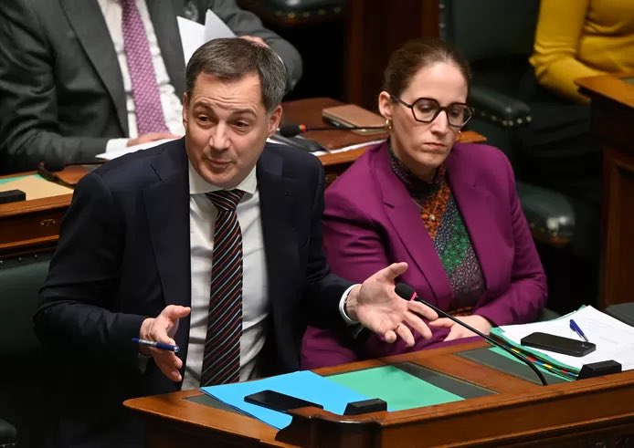 EVANVAERENBERGH's tweet image. #JUSTICE: « Depuis près de deux ans, le gouverne­ment fédéral ne respecte plus les décisions de justice »

La #Belgique dériverait elle en pays #autoritaire ?

7sur7.be/belgique/le-go…