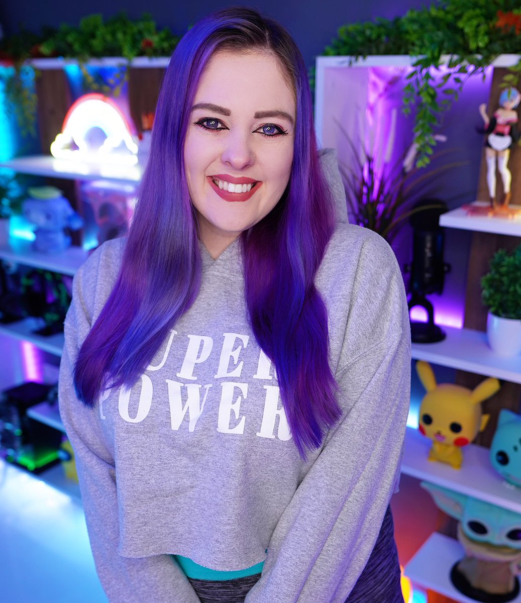 This week is going so fast already 🌸 Today Blue and I will be showcasing a brand new vibrant free to play FPS/MOBA shooter called Stories One, <a href="/PlayStoriesOne/">Stories One</a>!

🏟️ Click Me -> twitch.tv/blueandqueenie #ad