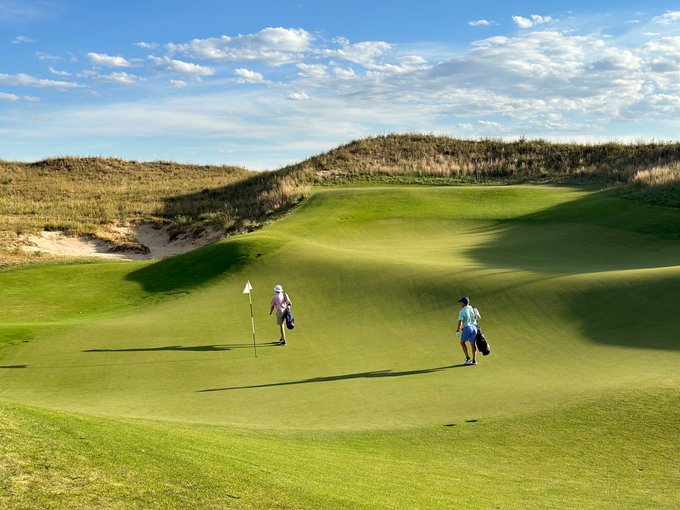 An ordinary woman tweet media