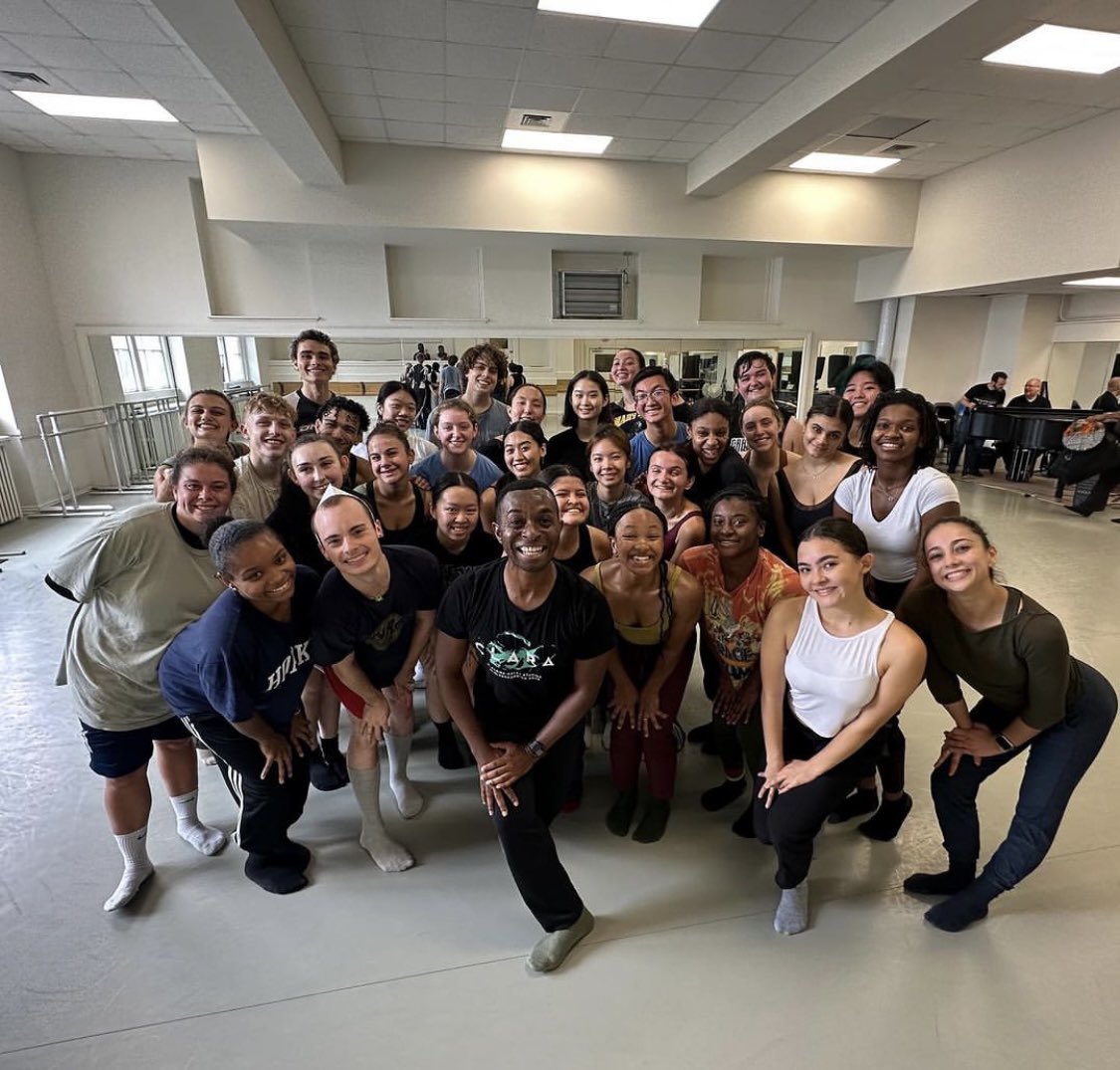 DanceBfa's tweet photo. Yesterday concluded Bernard Brown’s Guest-Artist Residency at Peabody BFA Dance. Our students &amp; faculty could not be more grateful for the experience. Thank you Bernard for a wonderful week of dance, joy, and fun! 💙 #peabodyproud https://t.co/lEoTCVoadR