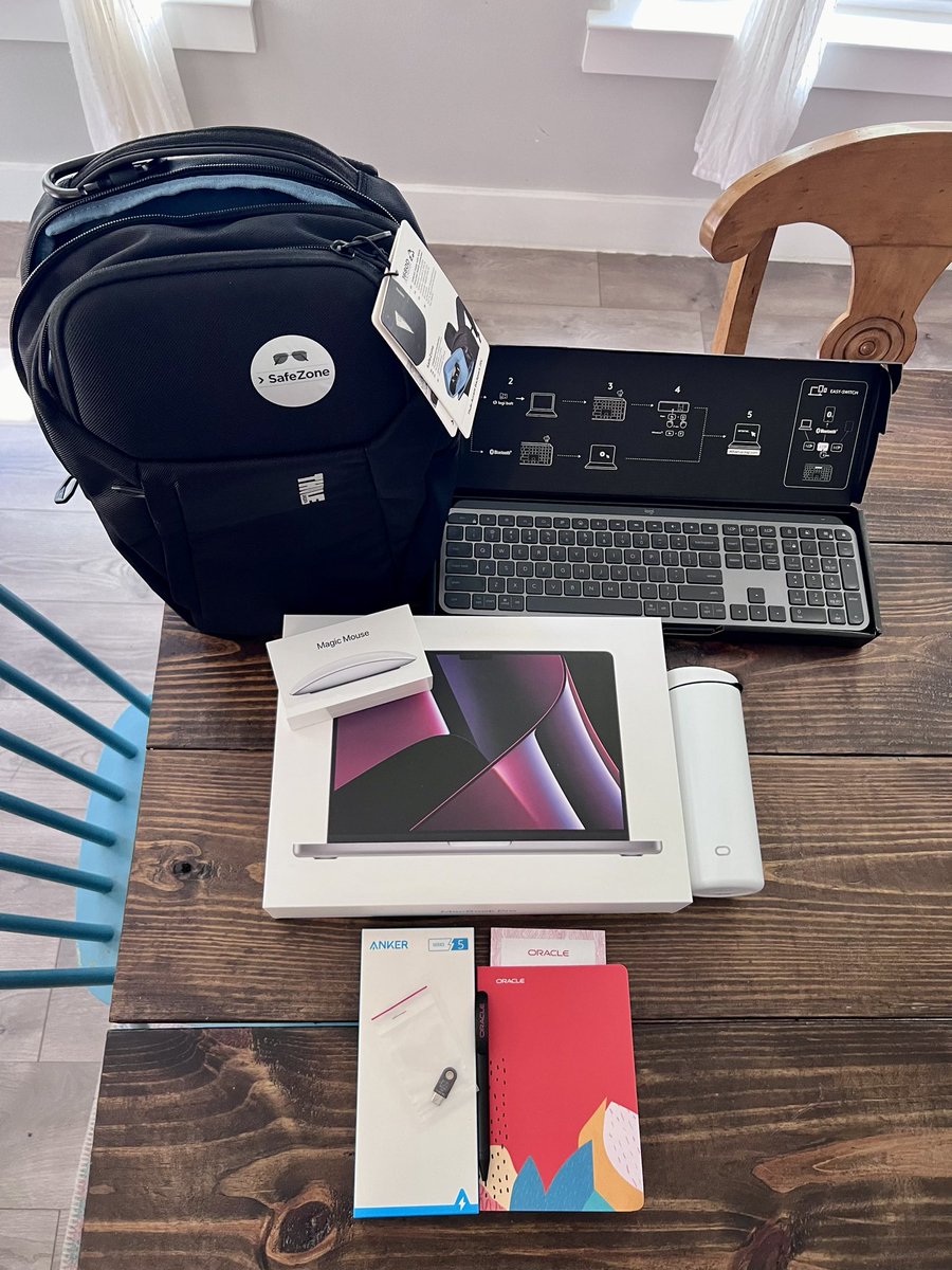 pilatesdev's tweet photo. My swag box from @oracle arrived 😍

I’m so excited for my first day as a full-time Software Engineer on September 25th!!! https://t.co/IU9rFRtxcU
