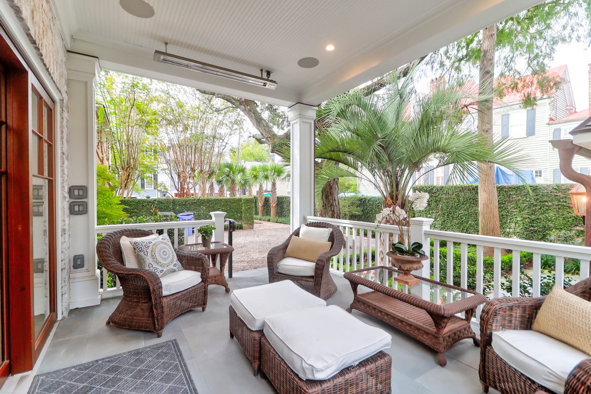 CarriageCHS's tweet photo. 13 Legare Street -- c1970. Totally renovated by current owners. Perfection at every turn! Private gated brick and slate driveway with bubbling fountain provides the perfect entrance to this gracious home with entrances from Legare and Gibbes Streets. Listed by Judy Tarleton https://t.co/MbUTU7arcC