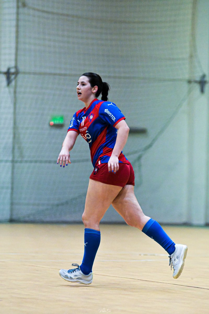 CerroHandball's tweet photo. VICTORIA AZULGRANA 🙌🏻💙❤️🌪️ 🤾‍♀️ 

Por la categoría JUNIOR, el equipo venció por 38 -32 a Olimpia

Clausura 2023
Fase 1 - Fecha 7

¡VAMOS, CICLÓN! https://t.co/FmYwsu8HOW
