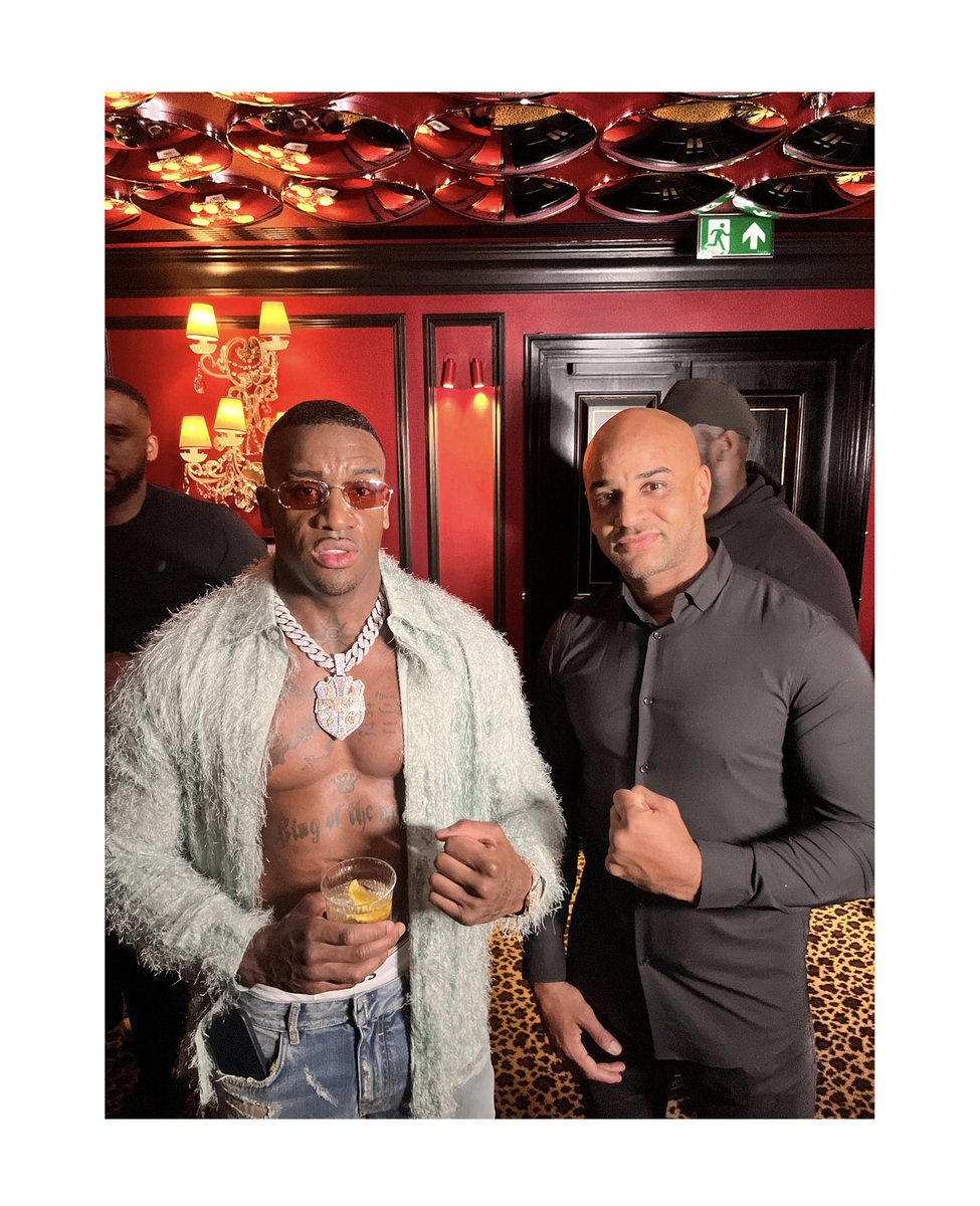 LeonMckenzie1's tweet photo. #houseofvision @TheBugzyMalone 🥊🥊💨 https://t.co/luNLnpYxGs