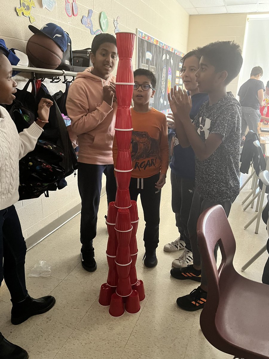 Mrs. Rodrigues tweet media