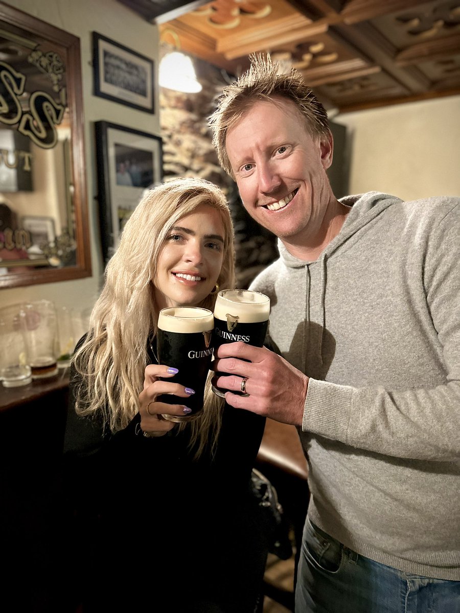 Oconnell_kenz's tweet photo. Missing Ireland already! 🇮🇪🍻 #ireland https://t.co/kAaSo7j6ot