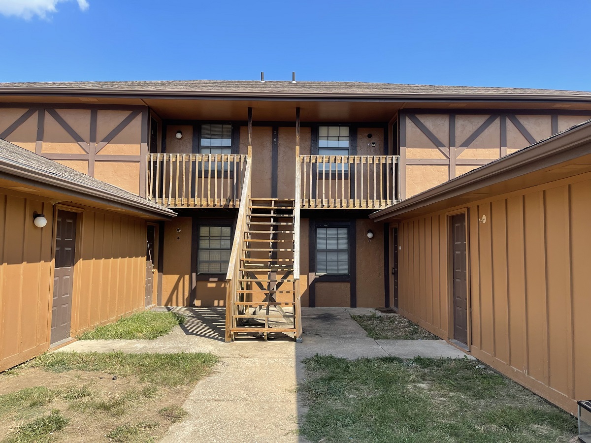 ScudoRE's tweet photo. Just Listed for Lease! New home for rent in Blue Springs, MO. Visit https://t.co/z3LOXIXhqU to schedule a showing. https://t.co/y5zrTlLoRT #justlisted #forlease #scudo #realestate #residential #apartment #bluesprings #missouri https://t.co/mdY2Hk1OIy