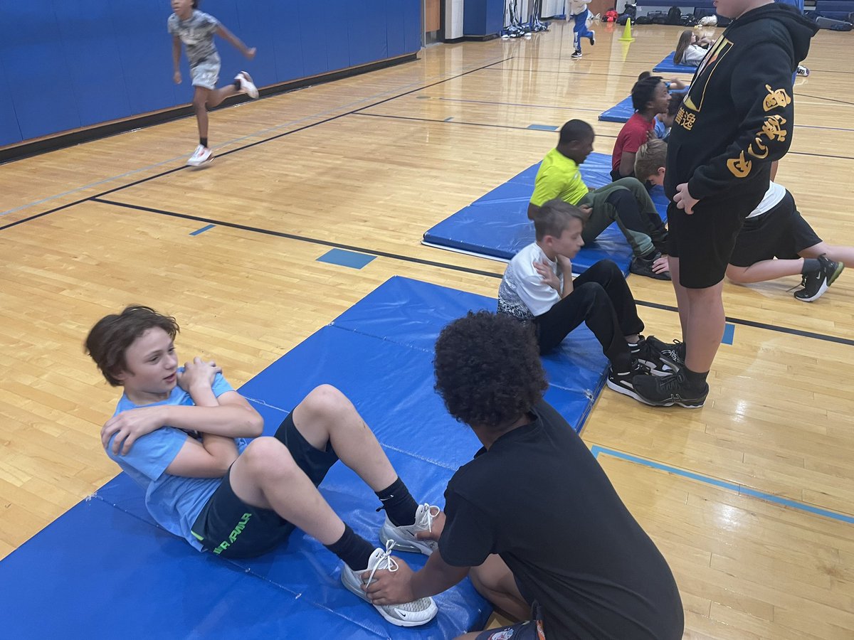 Edgewood Intermediate School tweet media