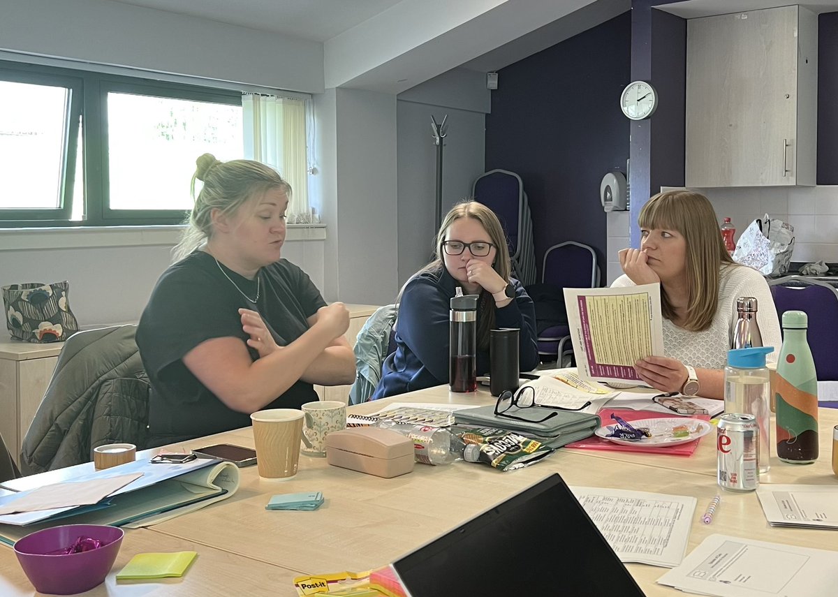 Pan-Ayrshire session 1 focusing on the care aims framework at all stages of the care pathway. Lots of great discussions and enthusiasm 👏 great to take time to pause and reflect on how we make clinical decisions that do the most good for the most people @careaims1 <a href="/Ariana_SLT/">Ariana Thompson</a>