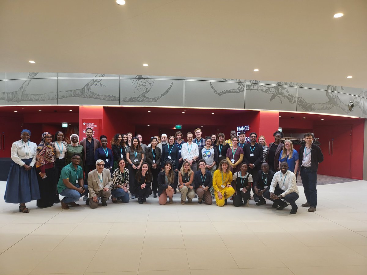 SFatumo's tweet photo. Time to say goodbye after a very successful #EquityinGenomics23 @eventsWCS 

Such an amazing organising committee @ConnectingSci, @TADG_Creavin @alicepn, @MaleboMalope, Sasha Henriques, and loads of cool people as tagged by @belamalta https://t.co/5PygBB0ZdM
