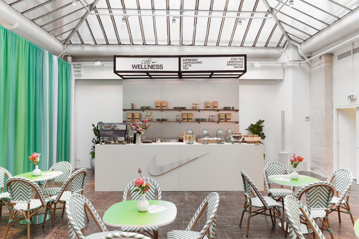 Scénographie &amp; DA pour <a href="/Nike/">Nike</a> Women Event à Paris - Café wellness - Immersive room 💚