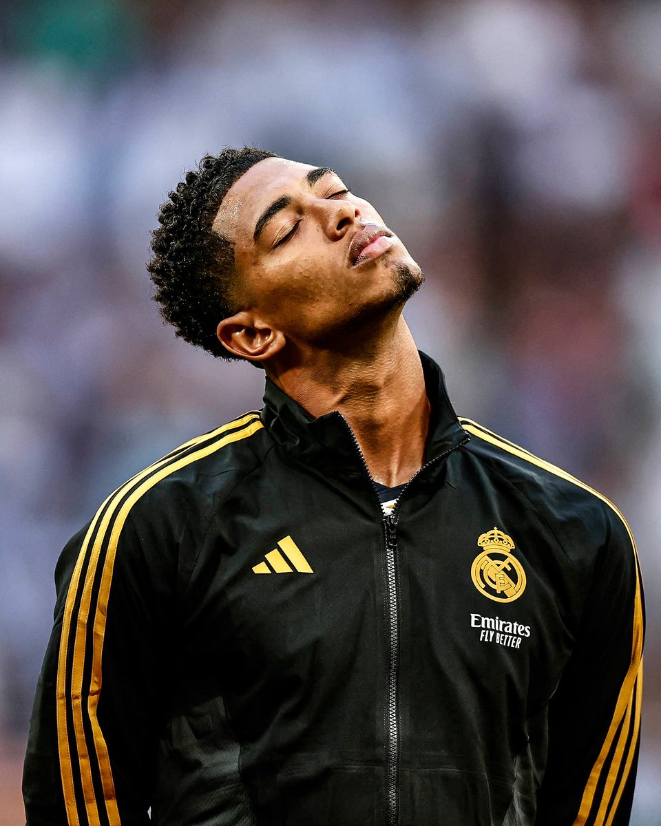 𝗔𝗨𝗥𝗔 😮‍💨