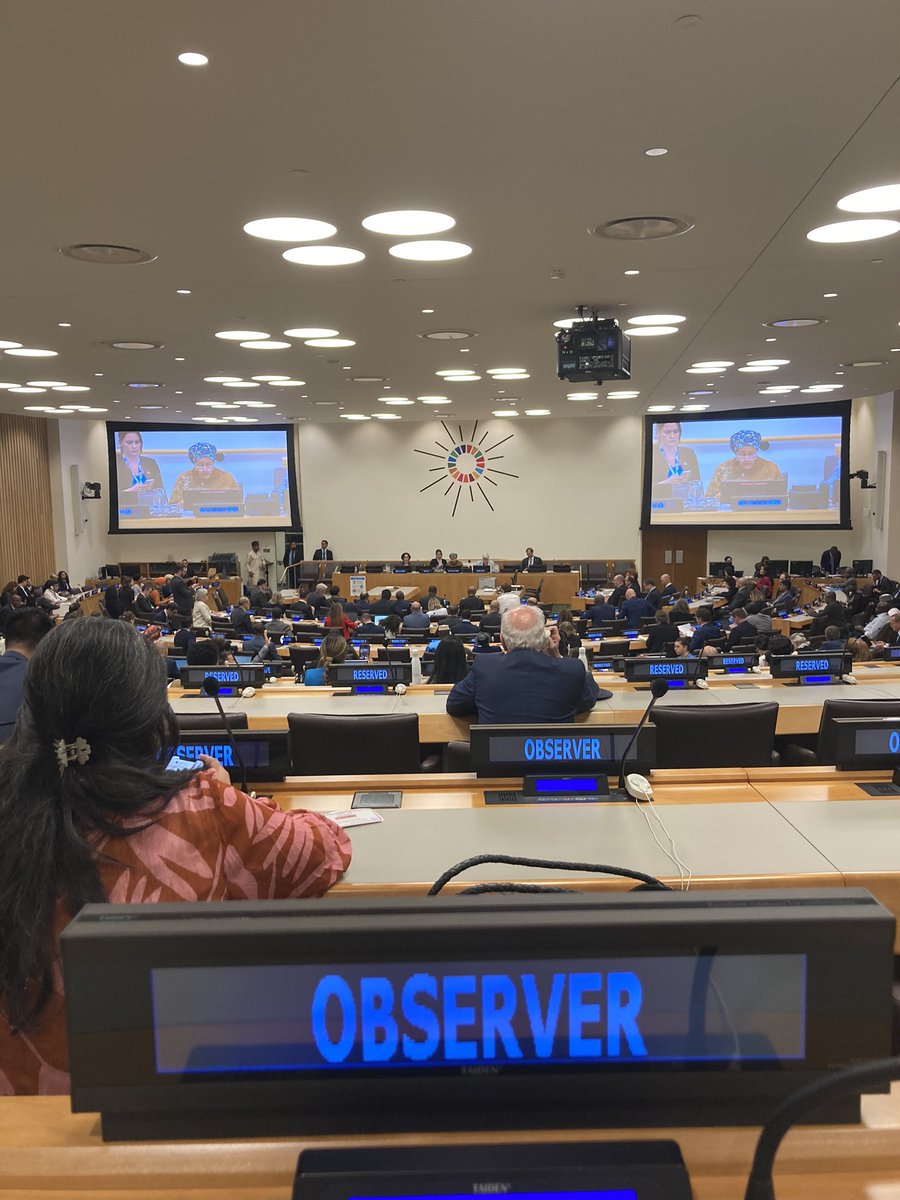 Sabine Minninger tweet media