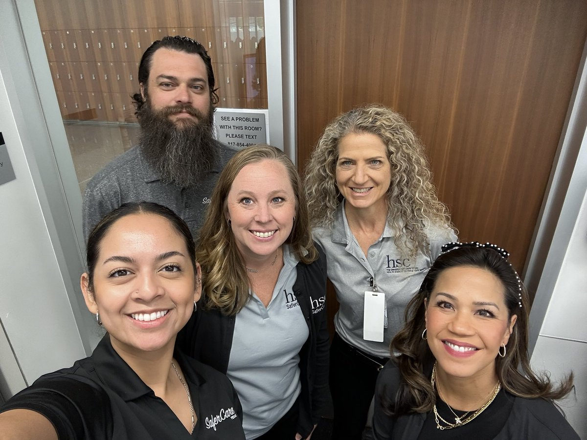 SaferCareTexas's tweet photo. We had a great time hosting @TCOM_UNTHSC students for Friday Night in the ER! 
🚑🚨

We loved seeing students discover innovative ways to apply #patientsafety principles!✨

#fridaynightintheer https://t.co/VAYSZj54fO
