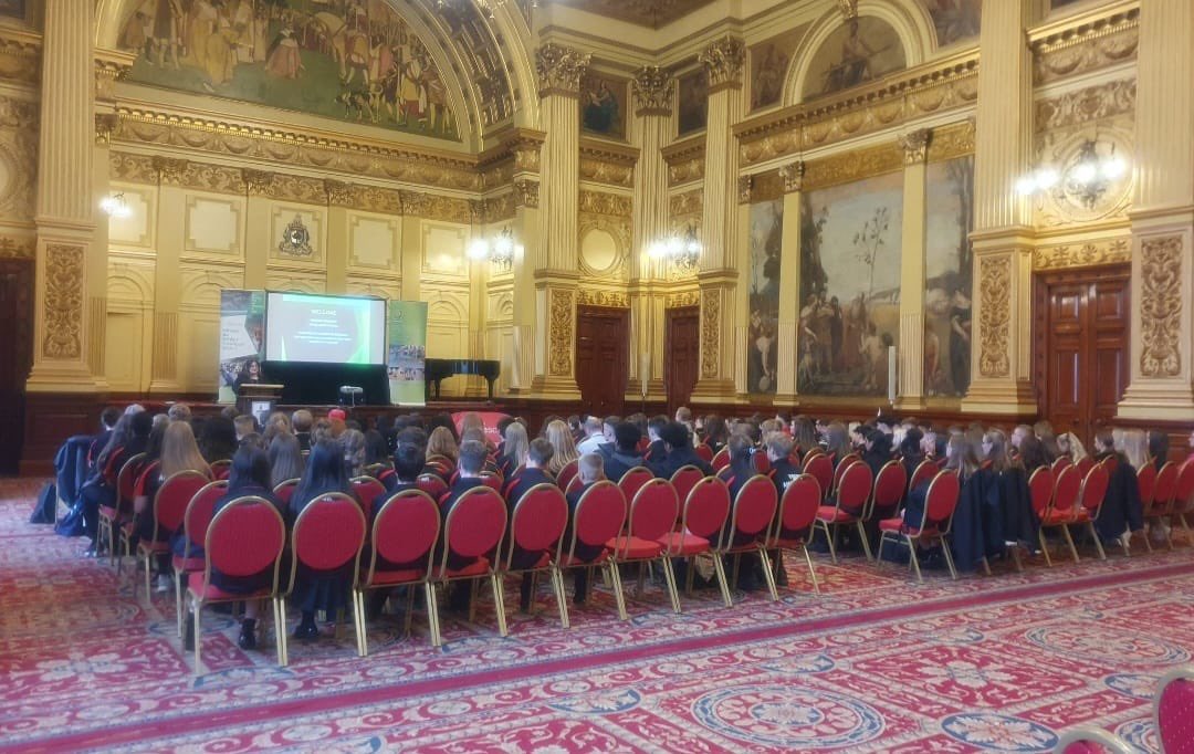 Our Young Ambassadors at last week's Glasgow City Council conference in the City Chambers. Looking forward to bring the new ideas back to HWB! @pepassglasgow @pepass_leaders #yaconference #glasgowecos2023