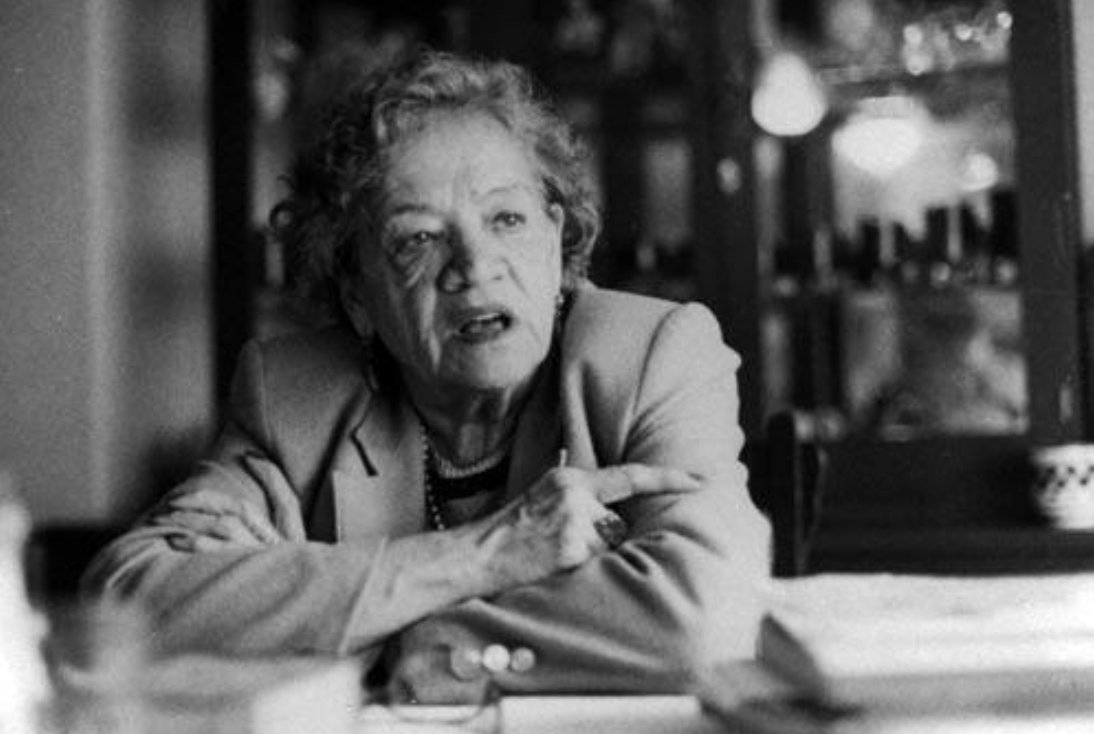 Hoy recordamos el nacimiento de la directora Matilde Landeta 💜 ¿Cuál es tu película favorita de ella?