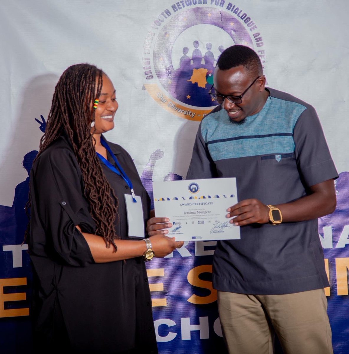 4youthdialogue's tweet photo. 🏆 Meet our incredible champions of the Creative Regional Outreach! Their creativity knows no bounds, from captivating poems to engaging videos, thought-provoking podcasts, and newsletters. They're now proudly holding their well-deserved certificates and prizes.
#4Youthdialogue https://t.co/3YViWX9IVs