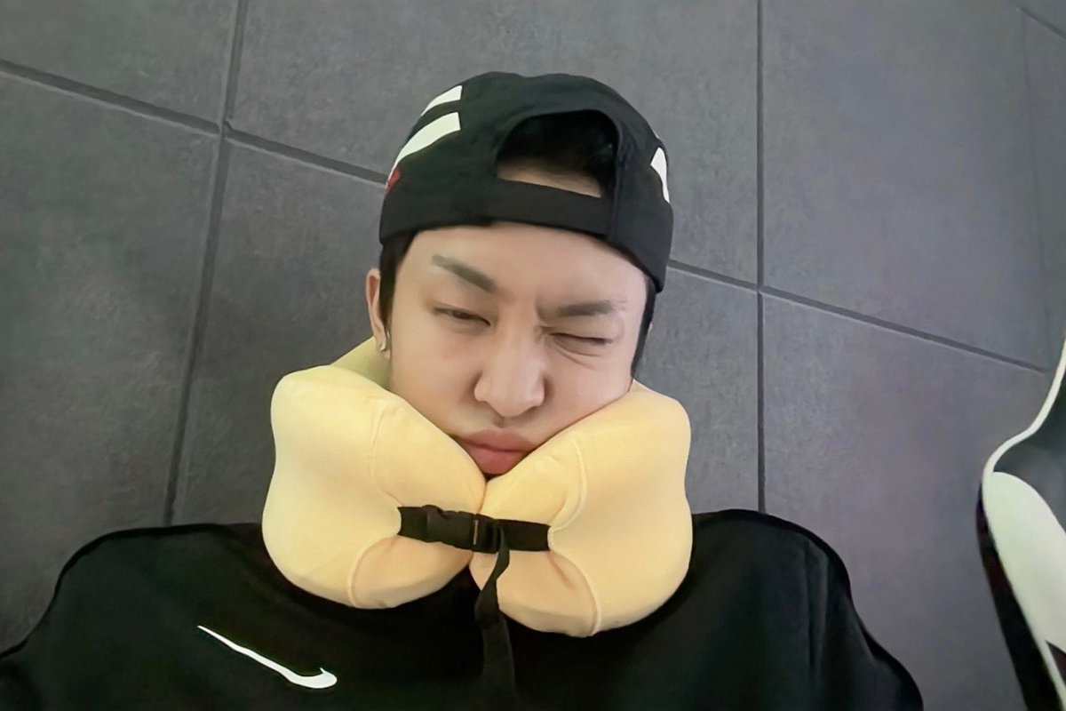 💭  WEVERSE  ⋮  200923

#RAKWON : 😚

⤷  #ATBO #에이티비오  ‣  <a href="/ATBO_ground/">ATBO</a>