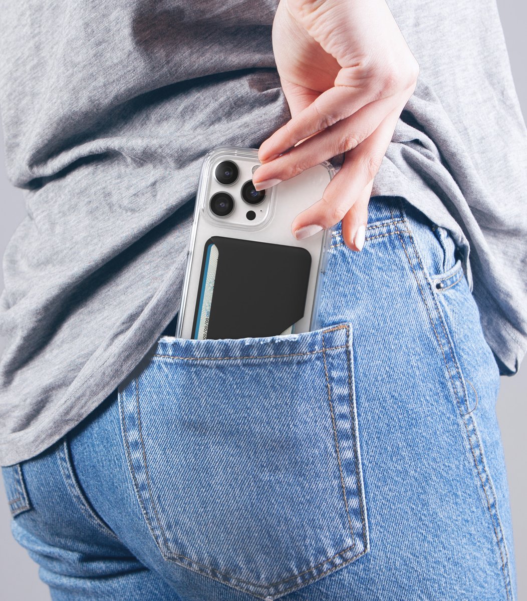 speckproducts's tweet photo. The Wallet for MagSafe® puts an end to magnetic card holders that fall off when being inserted or removed from a pocket. Featuring patent pending ClickLock™ no-slip interlock technology.
•
•
#iPhone15
#speckproducts
#ClickLock
#appleproducts
#techaccessories
#elevateyourtech https://t.co/5do7quWP0B
