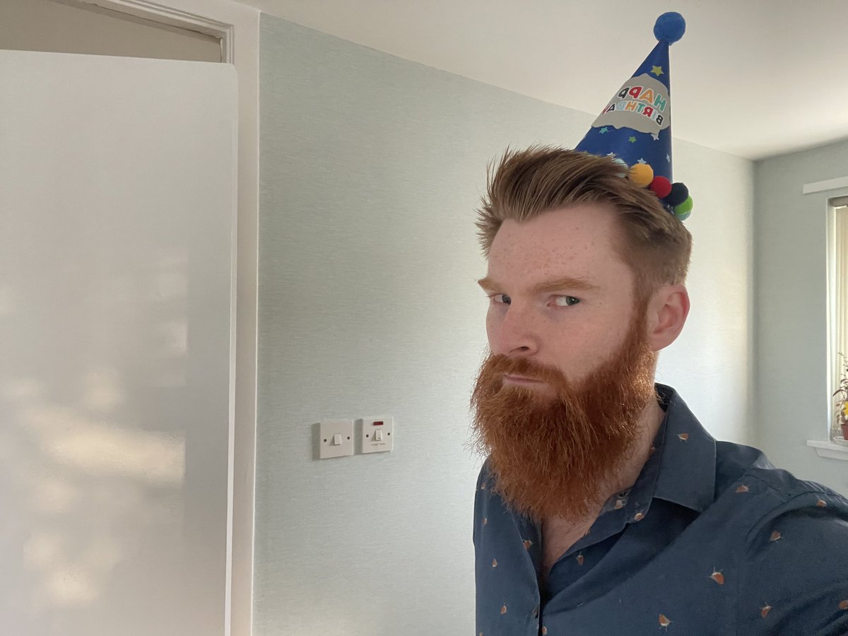 You won, Italy. Enjoy the bonus point, I hope it makes you happy. 

Dear lord, what a sad little life, Italy. You ruined my birthday night completely so you could beat Uruguay.