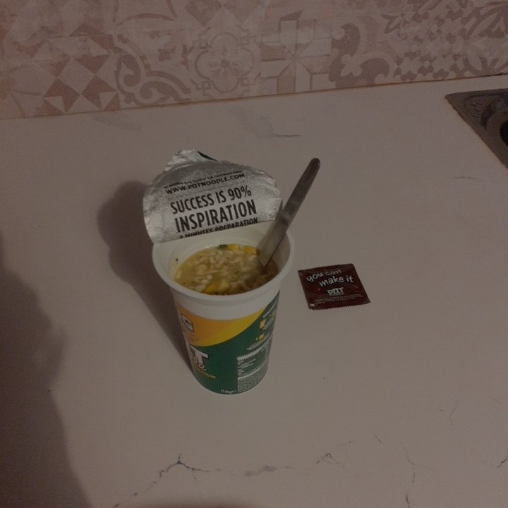 Supersizer1's tweet image. I'm having my Pot Noodle now. :) #YouCanMakeIt