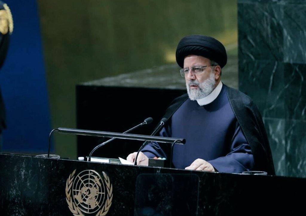_AfricanSoil's tweet photo. "The United States started a war in Ukraine to weaken European countries and destroy their economies" - Iran President Raisi

- At the 78th UN General Assembly, NY

Ogabhadiya madoda! They tell you straight to your face! 🔥 https://t.co/GUUlzxY5EL