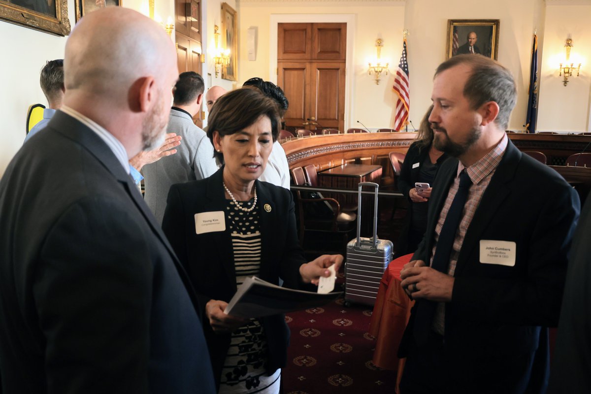 Young Kim tweet media