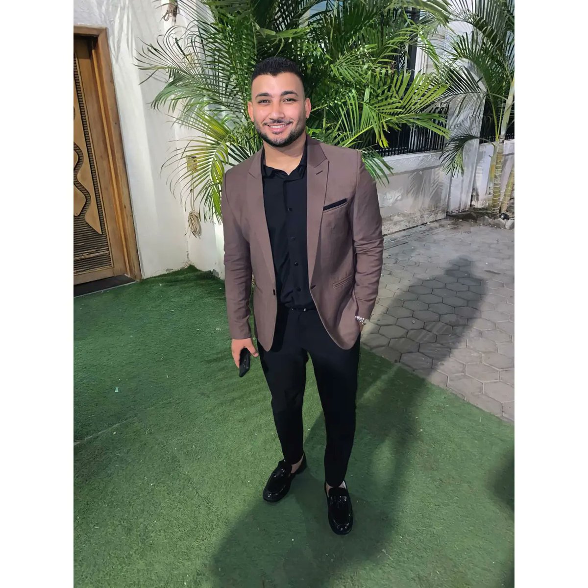 مميز وسطهم ، فتلاقيني بلمع 🖤💎.