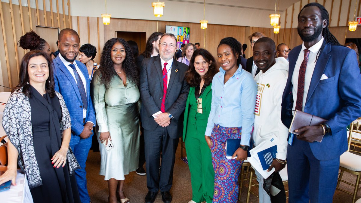 Gina_labs's tweet photo. Still riding high from the Breaking the Scale Barrier  @UNDPAccLabs  event during #UNGA78  @QatarAtUN @qatar_fund this past #SDGActionWeekend hosted by Her Excellency @AmbAlyaAlThani with @ASteiner &amp; @RyglewskiS  Some take aways [ a thread]... https://t.co/4mdvsnbLWv