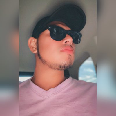 thonny_gg's tweet photo. #NuevaFotoDePerfil https://t.co/eb4W9vGrfw