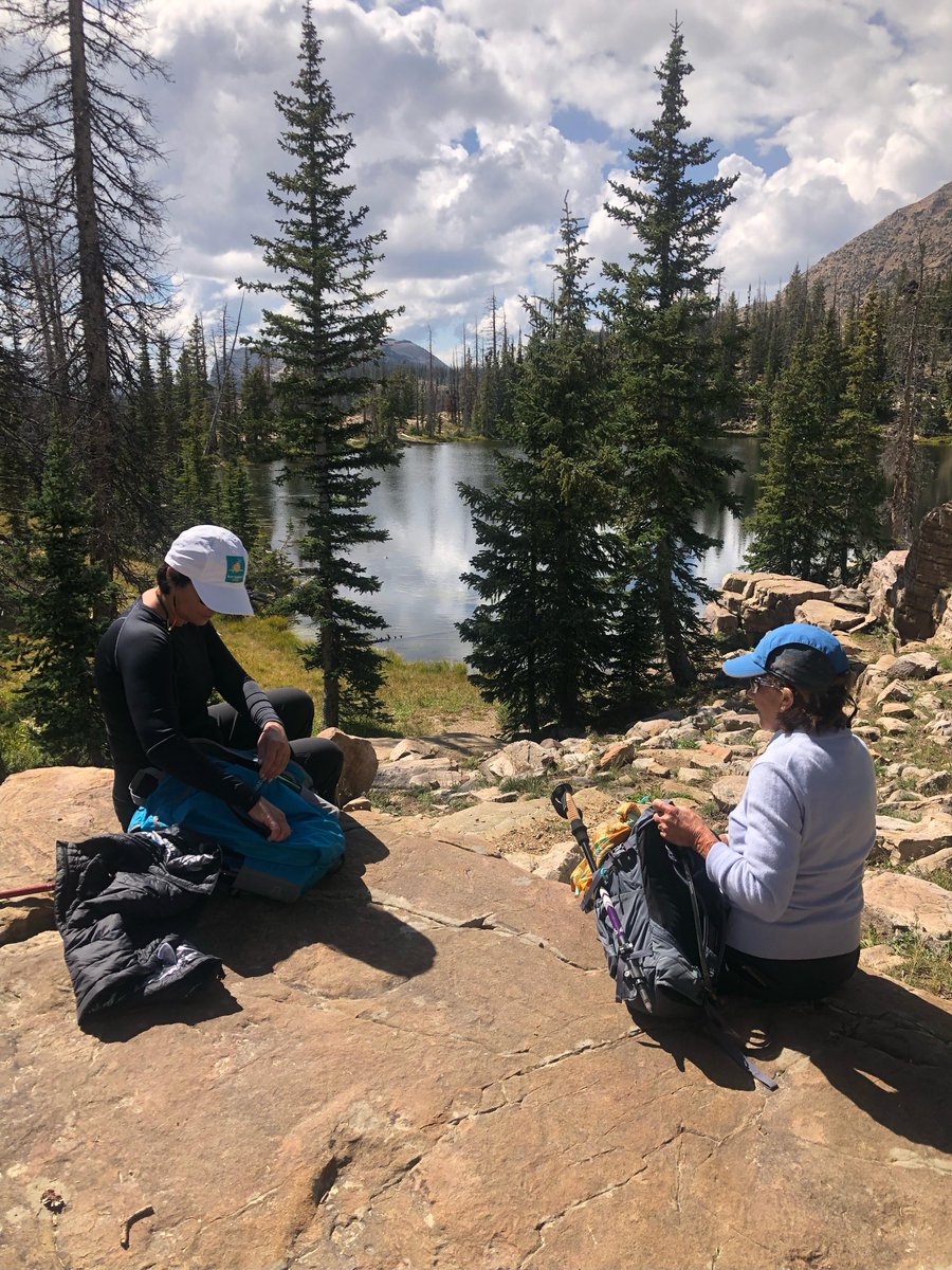Hiking well-spent in the Uinta Mountains - epic trails, pristine lakes, and nature's tranquility. 🌲 Swipe ⬅️ for stunning views! 🌅