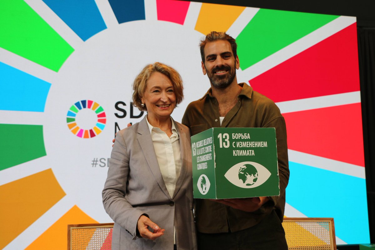 This week at #UNGA, the SDG Media Zone is featuring inspiring conversations highlighting the tireless efforts of the global community to accelerate action for the #GlobalGoals.

Catch the #SDGLive action here: un.org/en/sdgmediazon…