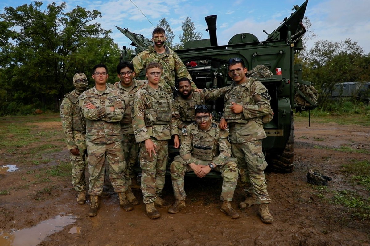I_Corps's tweet photo. In unity there is strength π―π΅ π€π€πΊπΈ
@USArmy Soldiers assigned to the 5-20IN alongside @JGSDF_pr members conduct a mortar range training during #orientshield23
#partnersandallies #teamwork #trainhowyoufight
@USARJ_PAO @USARPAC @FORSCOM @INDOPACOM @7thID @1SBCT_Ghost https://t.co/QWzWJVBIiO