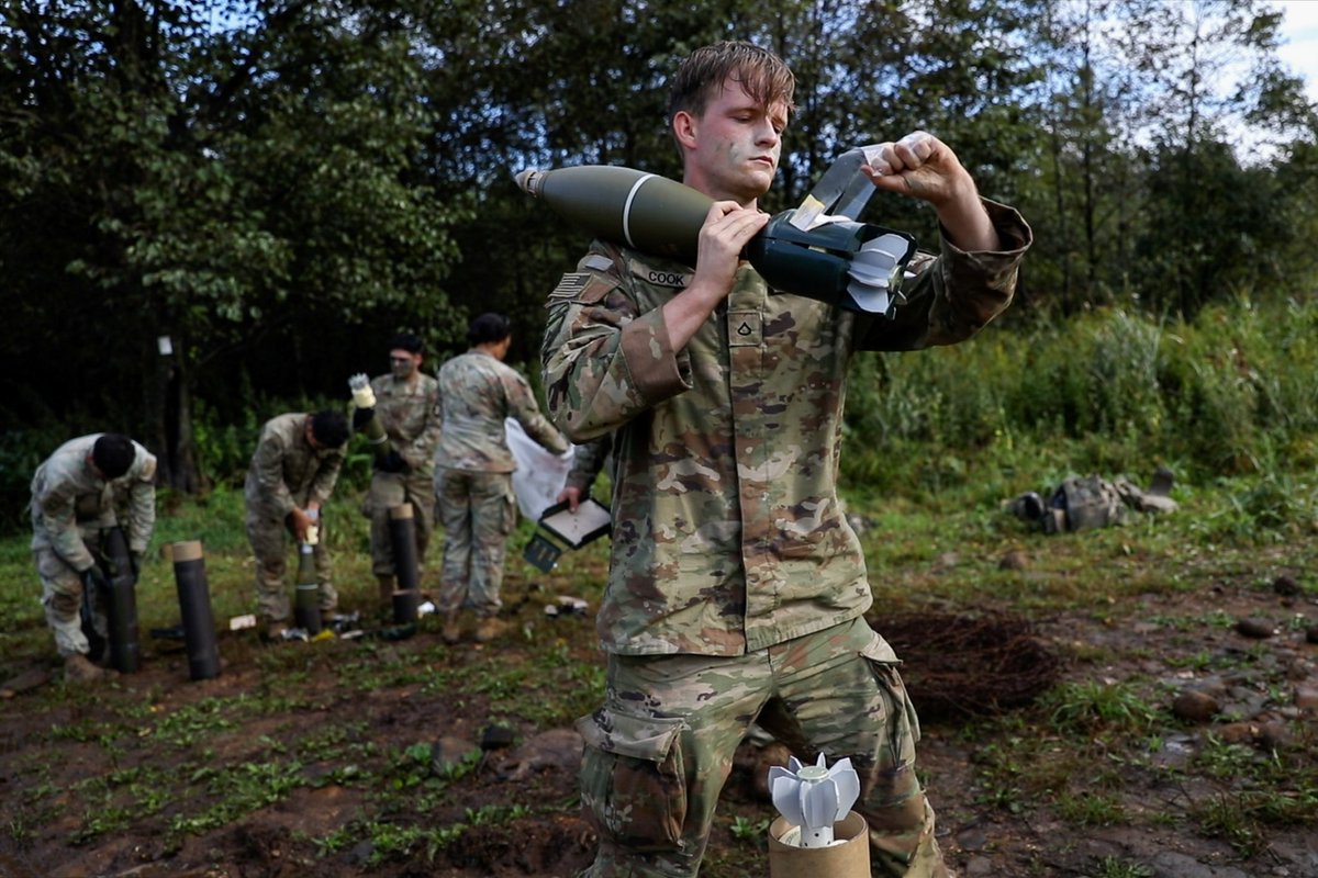 I_Corps's tweet photo. In unity there is strength π―π΅ π€π€πΊπΈ
@USArmy Soldiers assigned to the 5-20IN alongside @JGSDF_pr members conduct a mortar range training during #orientshield23
#partnersandallies #teamwork #trainhowyoufight
@USARJ_PAO @USARPAC @FORSCOM @INDOPACOM @7thID @1SBCT_Ghost https://t.co/QWzWJVBIiO