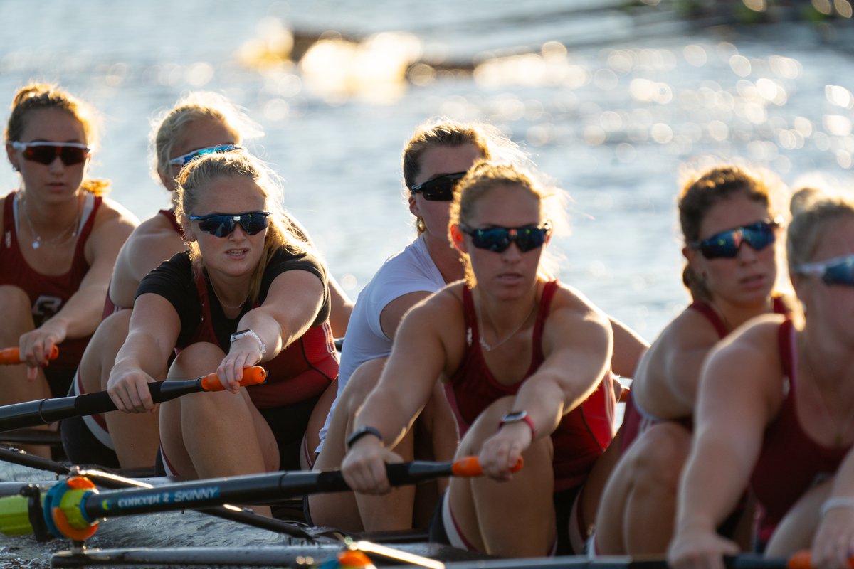 BCWomensRowing tweet picture