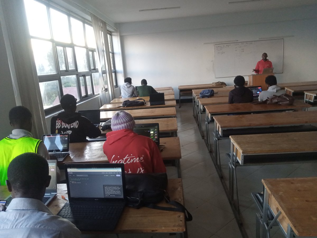 Just wrapped up an exciting <a href="/gdsc_dekut/">GDG on Campus DeKUT #IOExtended</a> Android session introducing Android! 🚀📱 <a href="/Dbriane208/">Daniel Brian</a> covered the fundamentals of Kotlin and its application in Android development, along with practical demos. In addition to that <a href="/WaithakaFM/">Waithaka Francis</a> gave insights on why #AndroidDev