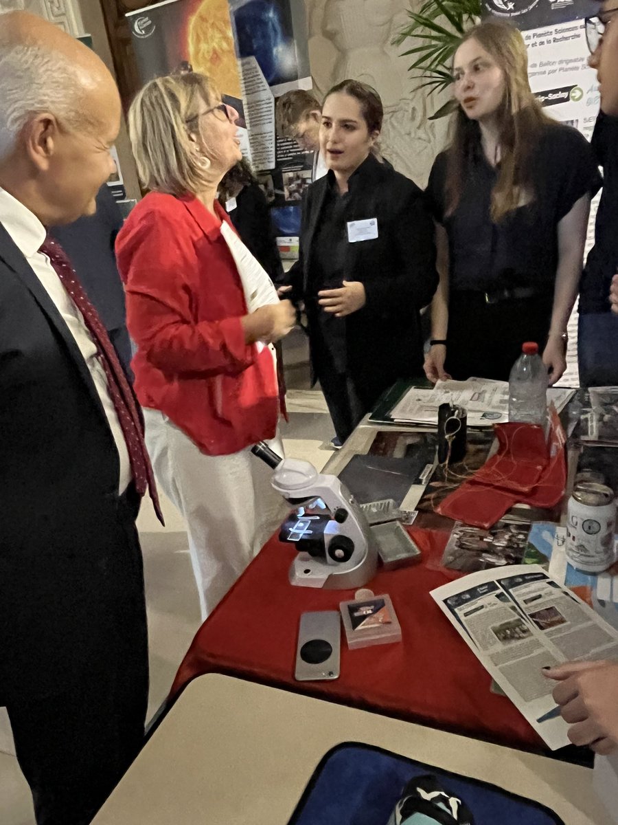 GIFAS (@gifasofficiel) on Twitter photo Planète Sciences fête ce soir ses 60 ans. Rendre accessibles la connaissance et la culture scientifiques, de façon ludique, faire rêver, attirer les jeunes filles… La feuille de route de <a href="/sretailleau/">Sylvie Retailleau</a>, Ministre <a href="/sup_recherche/">Ministère Enseignement supérieur et Recherche</a>, à la découverte des projets de <a href="/PlaneteSciences/">Planète Sciences</a>. Planète Sciences fête ce soir ses 60 ans. Rendre accessibles la connaissance et la culture scientifiques, de façon ludique, faire rêver, attirer les jeunes filles… La feuille de route de <a href="/sretailleau/">Sylvie Retailleau</a>, Ministre <a href="/sup_recherche/">Ministère Enseignement supérieur et Recherche</a>, à la découverte des projets de <a href="/PlaneteSciences/">Planète Sciences</a>.