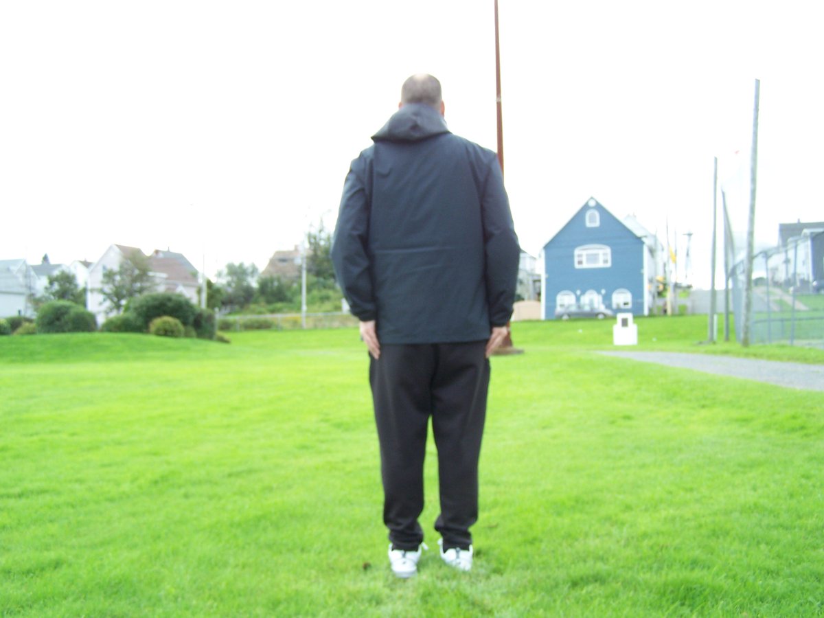 frankiemacd's tweet photo. New Pictures of me i just took and here it is. https://t.co/8eH25qUlxI