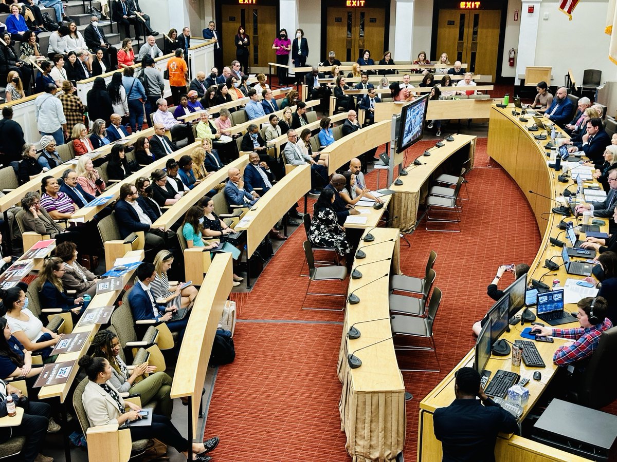 HealthEqCompact's tweet photo. @1199mass @TakedaPharma @GBinterfaith @reneecrichlowMD @CodmanHealth @amarasingham @MAPublicHealth @haroldcoxbusph @BUSPH @OjikutuBisola @HealthyBoston @Dr_NateHW @PplmUnited @Suffolk_U @HLAMass Thank you to all who joined us today, those who testified, our bill sponsors and those who simply showed up to demonstrate the strength and importance of an Act to Advance Heath Equity!
#HealthEquityCompact #HealthEquityVoter #MAPoli https://t.co/iLYW8C85Sw
