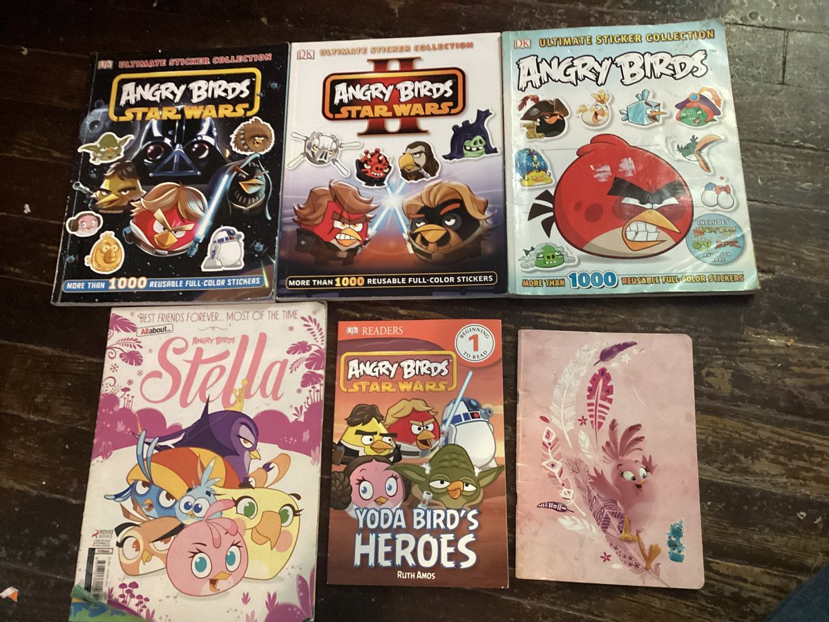 TiffanyArtist56's tweet photo. (2/2) Requested by EmilyBiggestAngryBirdsFan on Discord, here's my #AngryBirds book collection!
COLLECTION VIDEO: https://t.co/xAGx5DaChP
#angrybirdsmovie #angrybirdsclassic #AngryBirdsComics #angrybirdsstella #angrybirdsstarwars #books #bookcollection #amazingalex https://t.co/eIdExTxLKd