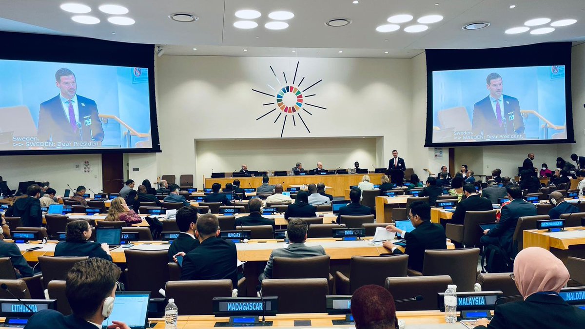 SwedenUN's tweet photo. “We have shown that we can cooperate when required. We simply cannot allow another devastating pandemic to happen.”
~ 🇸🇪 Minister @JohanForssell at #PPPR High-Level Meeting.

Key political momentum &amp; opportunity to better prevent, prepare and respond to future pandemics. #UNGA78 https://t.co/vAarsw6VpR