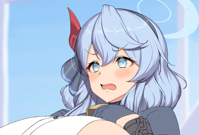 顔塗ったら今日のお絵描きの時間ないなった 