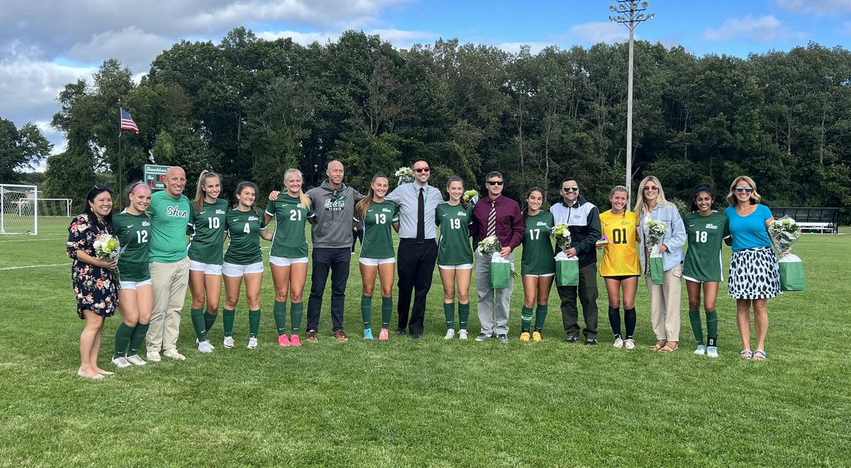 Gracehogan_sac's tweet photo. Celebrated the teacher who made a positive and life lasting impact on me last night. Mr. Brahler is one of Shen's finest!   
@ShenGirlsSoccer 
#KodaMiddleSchool 
#ShenTennis https://t.co/NHEv5rJAEH