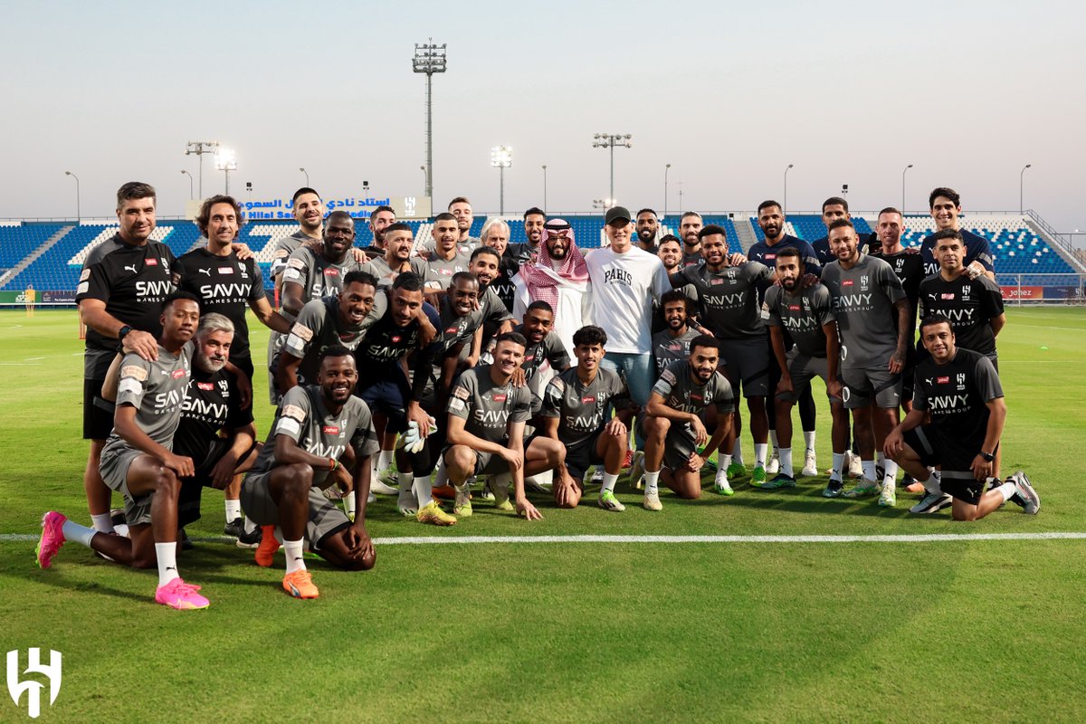Alhilal_FC's tweet photo. 📸 #شكرًا_جانغ على المجد والذهـب @HyunJjhshs20 💙

#الهلال https://t.co/ODpY6pjmPr