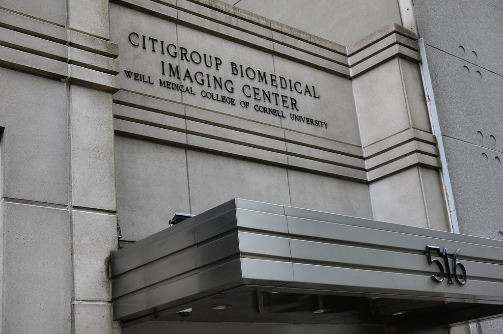 WCMRadiology's tweet photo. 🎉 🏥 Congratulations to Doug Ballon, the PI on a new $8 million @NIH grant. This transformative award ushers in a new era of imaging science at @WeillCornell's Citigroup Biomedical Imaging Center. https://t.co/ErtvtxpWj1 https://t.co/pXFCFDcqd5