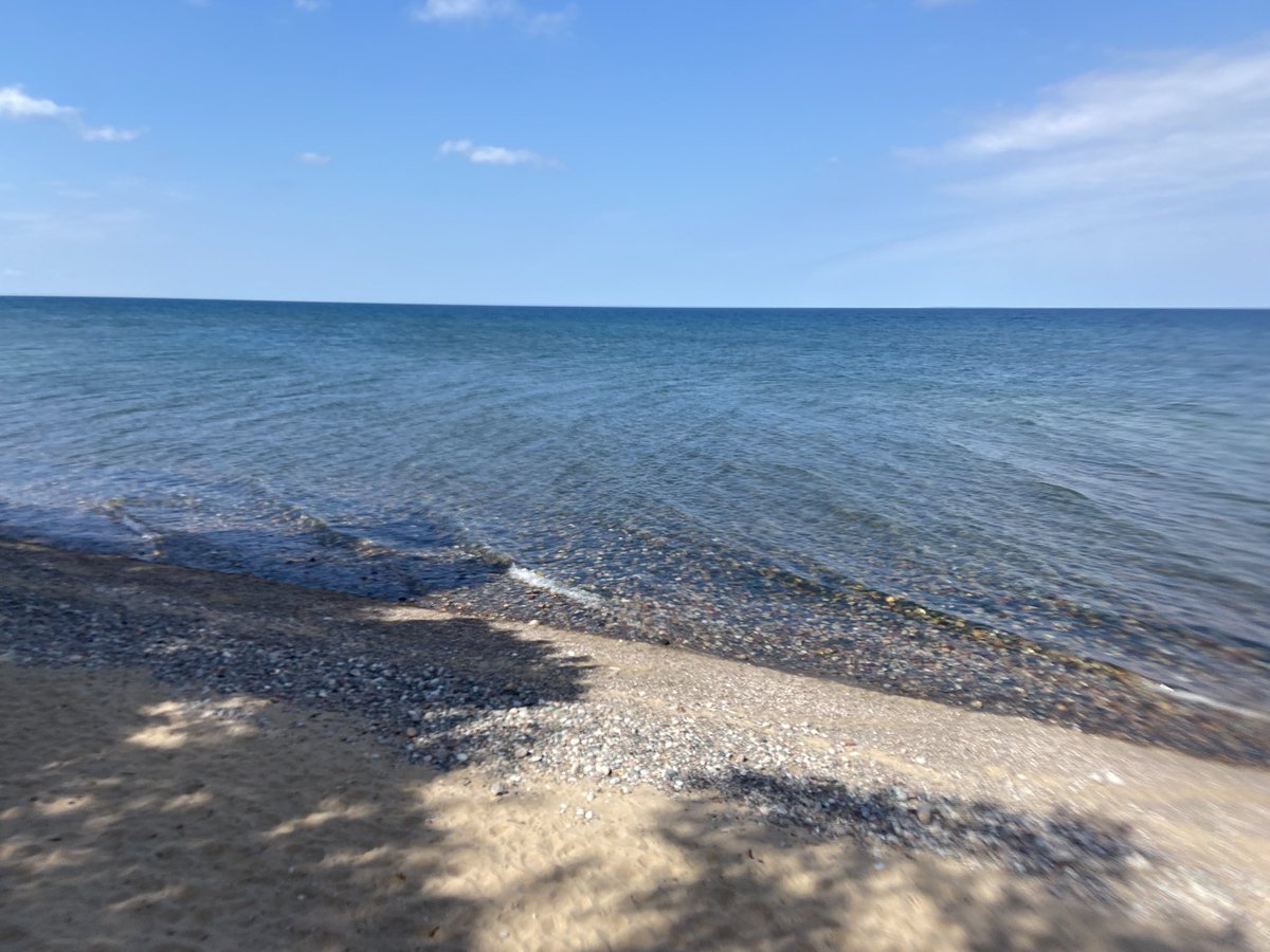 notsobigkahuna's tweet photo. Put 15 miles behind โฆ made it to Whitefish Bayโฆ Iroquois Point. #GitcheGumee https://t.co/j8xQWvoqKJ