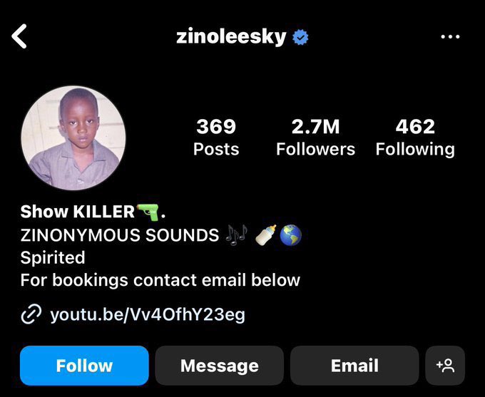RealTalk_Alexa's tweet photo. Zinoleesky removed “Marlian Music” from his bio and it’s now “Zinonymous Sounds”

He betrayed Mohbad and now it’s Naira’s turn

Zinoiscariot💔

#JusticeForMohbad #verydarkman #imole #NairaMarley #samlarry https://t.co/5mMgF1jgU3